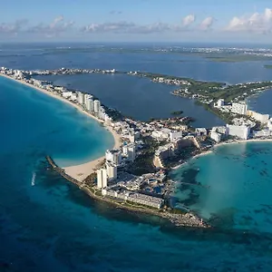 Aloft Cancún
